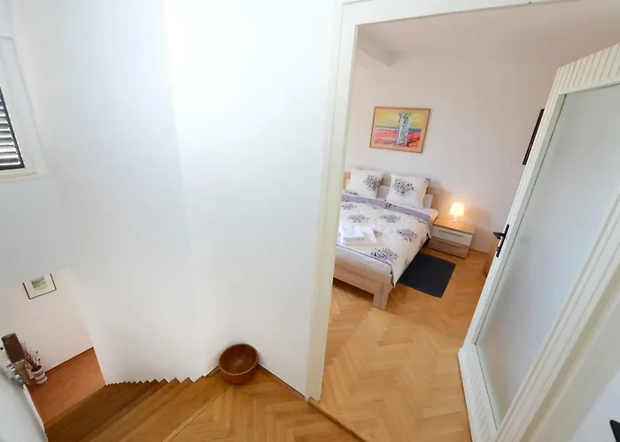 Beautiful First Row To The Sea Apartament *